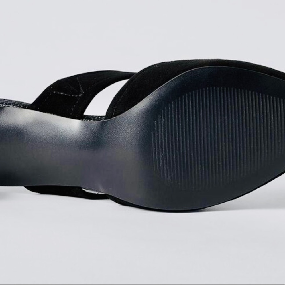 PREVIEW | Mid heel suede mules - Picture 3 of 3